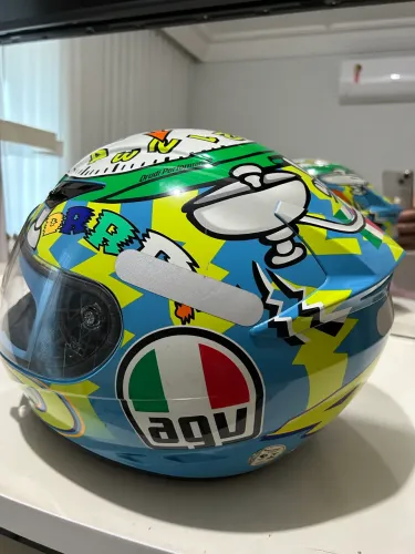 Capacete do moto AGU