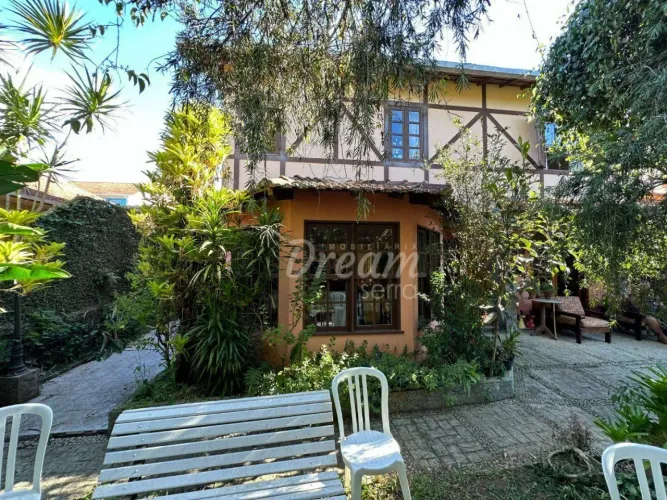 Casa com 5 dormitórios à venda, 349 m² por R$ 1.280.000,00 - Parque São Luiz - Teresópolis