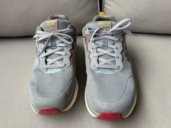 Vendo tenis Skechers tamanho 44