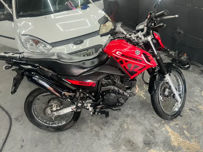 Crosser s 2023