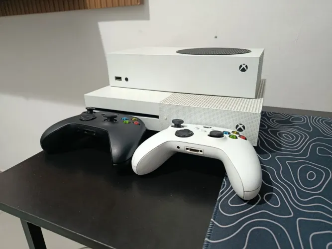 Xbox Series S 500GB e Xbox One S 1TB