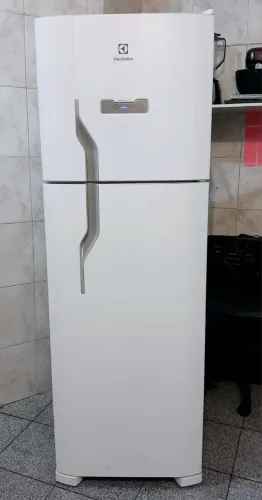 Geladeira Electrolux DFN41 371 litros e Entrega