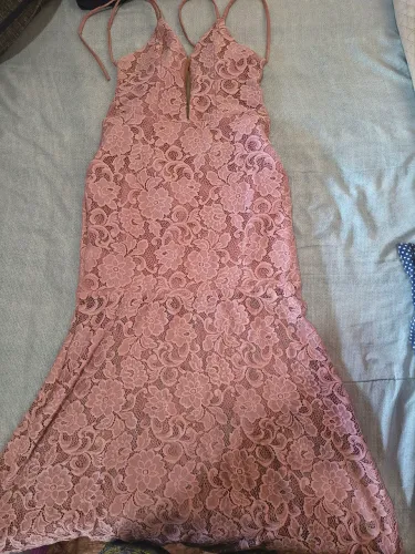 VESTIDO DE FESTA RENDA