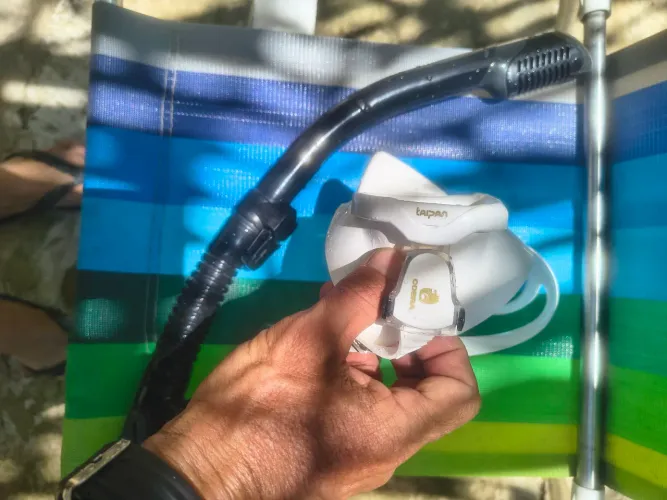 Óculos de mergulho e snorkel