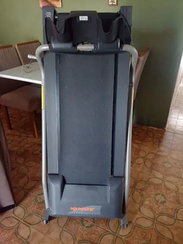 Vendo esteira ergométrica