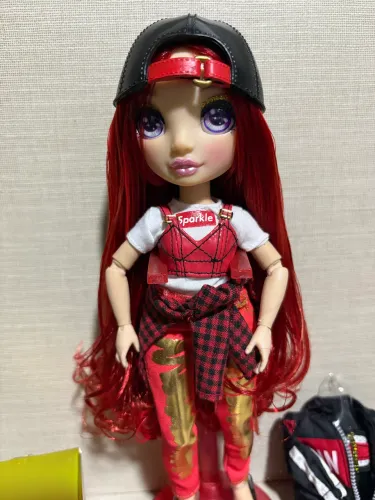 Rainbow High Ruby Anderson