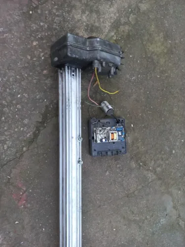 Trilho motor portão basculante