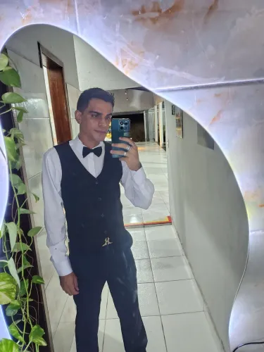 Garçom 24 horas ao seu dispor!!!!!!!