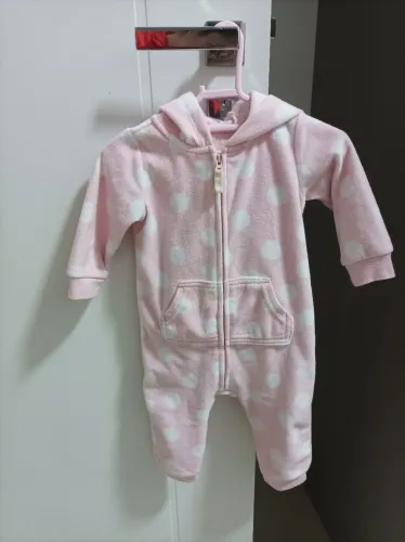 Dois macacões carters 9/12 meses 