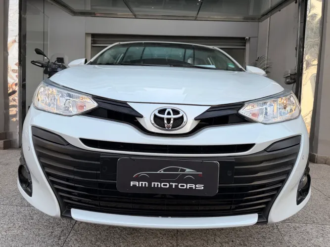 Toyota Yaris XS Connect Sedan 1.5 Flex 16V AUT 2021