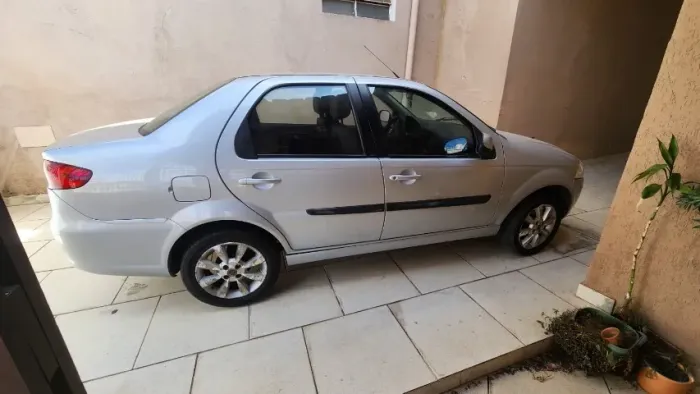 Fiat Siena EL 1.0 MPI Fire Flex 8V 4P 2014
