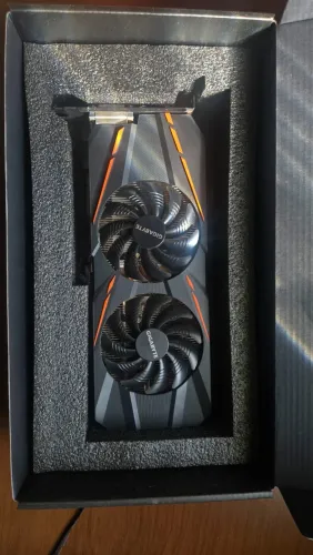 Placa de vídeo Gigabyte GTX 1060 6GB GDDR5 
