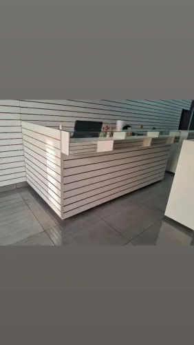 MOVEIS E EQUIPAMENTOS PARA LOJA