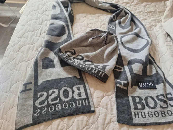 Gorro e um caxicou original da HuGo Boss masculino nunca usado marca original 