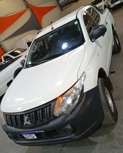 Mitsubishi L200 Triton Sport GLS 2.4 CD Diesel Aut. 2022