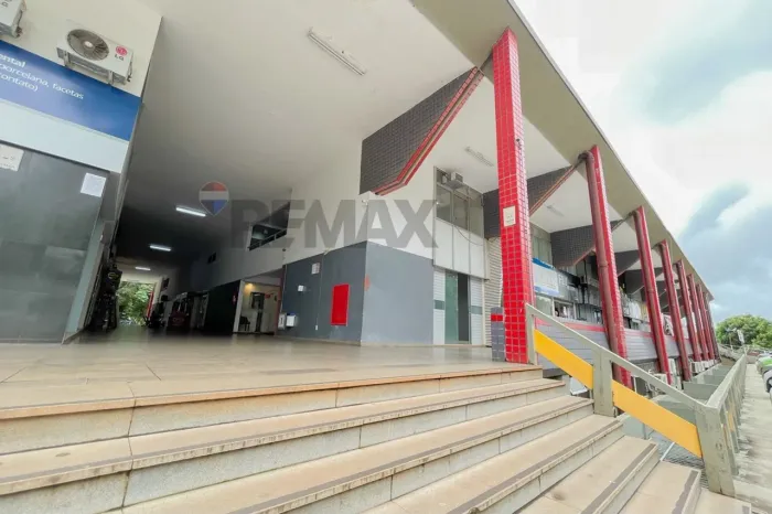 "Conjunto Comercial em Asa Sul: Oportunidade Única"
