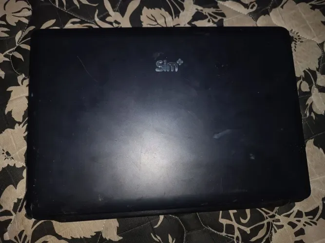 Notebook parado total só pra retirada de peças