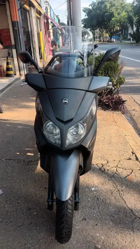 Vendo ou troco citycom 300i bem nova pneus novos cvt em ordem