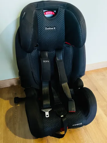Cadeirinha Cosco Evolve-X Isofix (9kg a 36kg)