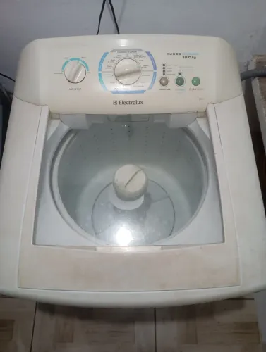 Máquina de lavar Eletrolux turbo 12.0kg