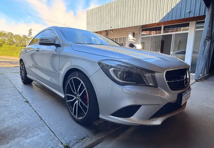 Mercedes-Benz CLA-200 First Edition 1.6 TB 16V Aut. 2014