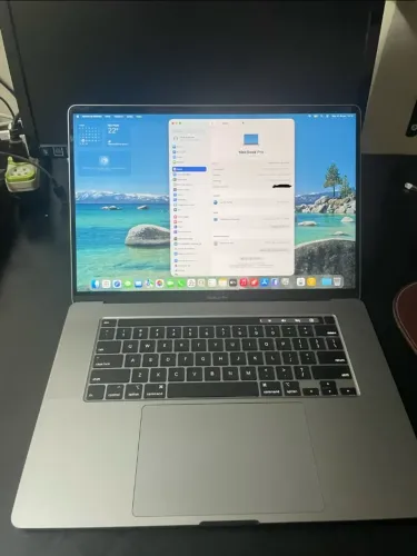 MacBook Pro 16" Core i9 16GB RAM SSD 1TB - Excelente Estado
