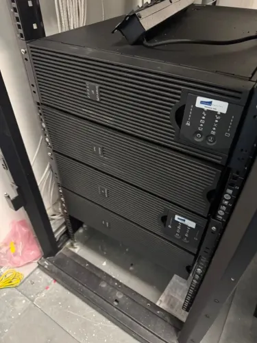 No break apc ups 10kva surt
