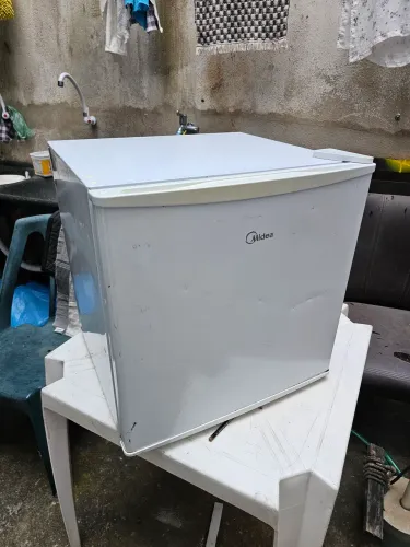 Frigobar Midea 45l