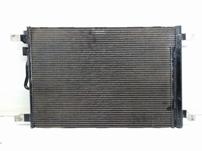 Radiador Água Audi Q3 Tfsi 1.4 2021 5q0816411as