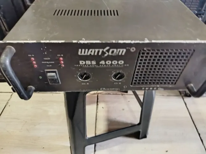(AMPLIFICADOR DE SOM PROFISSIONAL WATTSOM DBS-4000 TURBO-VENTILADA)