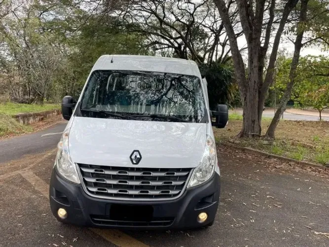 Renault Master 16 Lugares - 2018