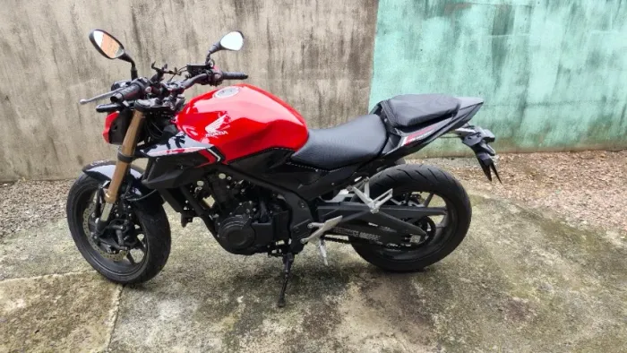 CB500F 2024