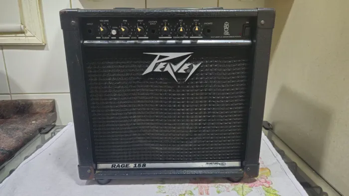 Amplificador cubo guitarra Peavey Rage 158