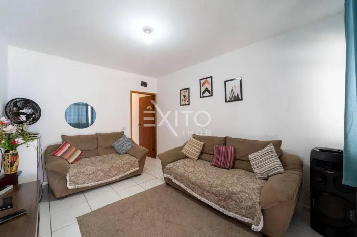Casa para Locação em Jordanésia 2 Dormitórios, Sendo 1 Suíte | R$ 2.500