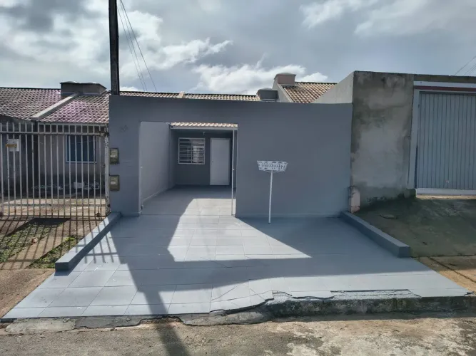 Casa à Venda - Contorno, Ponta Grossa