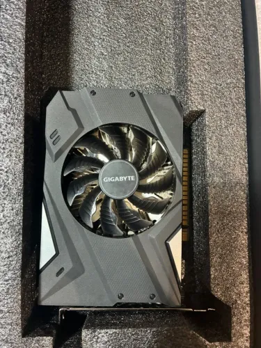 GTX 1650 SUPER + Fonte KCAS 400W