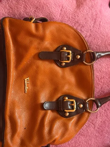Bolsa Valentina em couro