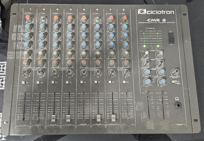 Mesa de Som Ciclotron CMR 8 Série B - 8 Canais