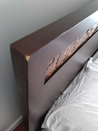 Cabeceira de cama em madeira