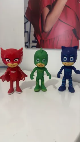 bonecos pj masks