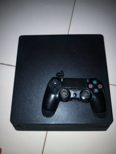 Ps4 slim com defeito. Não liga.
