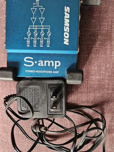 Amplificador S.amp - Amplificador de Fones de Ouvido - 4 Canais.