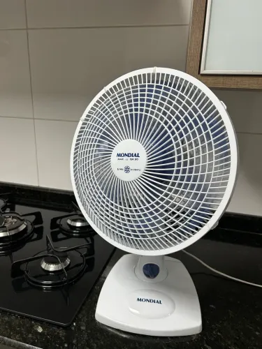 Ventilador de Mesa e Parede 30cm Máxi Power Mondial 127V 6 pás