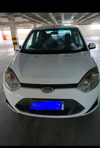 Ford Fiesta Sedan SE 1.6 8V Flex 4P 2014