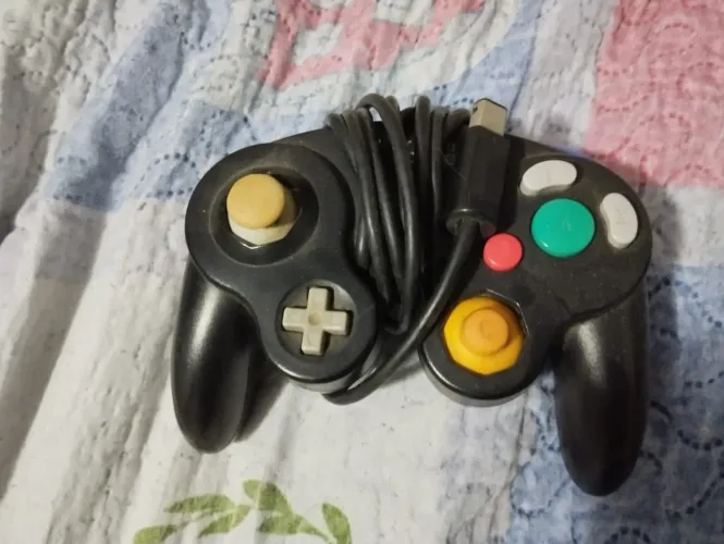 Controle de GameCube original preto