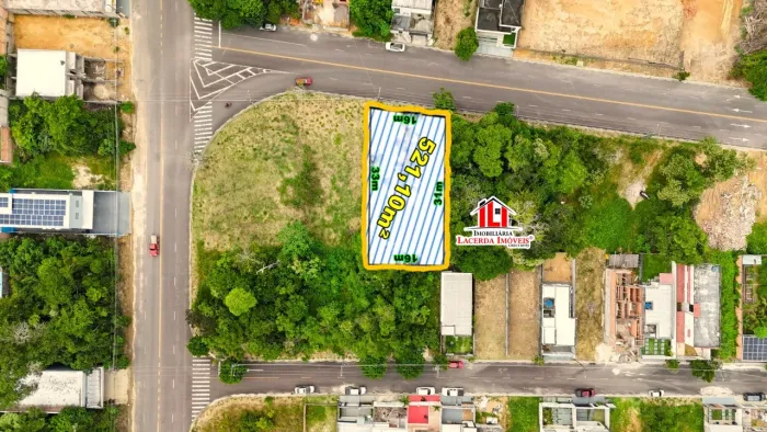Comercial 521 metros plano Documentado Tarumã!