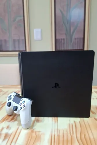 PS4 Slim - Controle Original + Jogos + caixa original