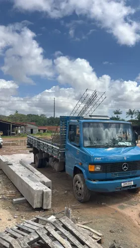 Tenho 2 caminhões a venda