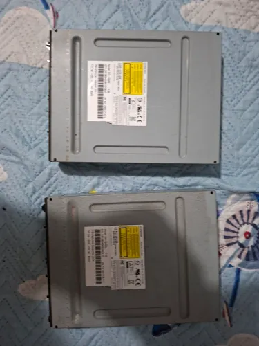Dois leitor de DVD pra Xbox 360 E (Super Slim) não testado