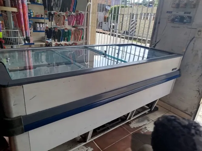 Freezer ilha